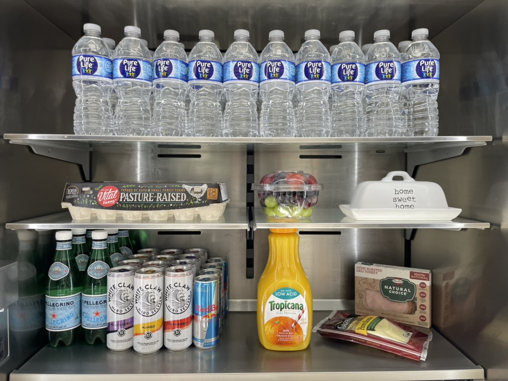 380EF55F-E3AB-421A-85A4-EE91839A4093_1_105_c