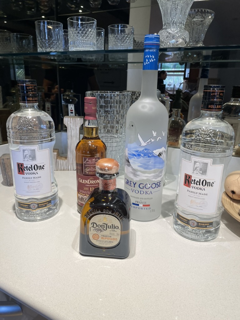 E6153EBC-E2C0-4994-B5F8-959F7A4FADFF_1_105_c