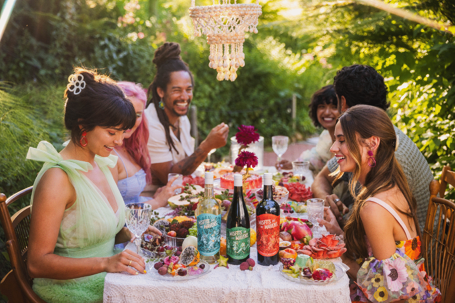 Misfits & Mavens Pinot Noir - Image 3