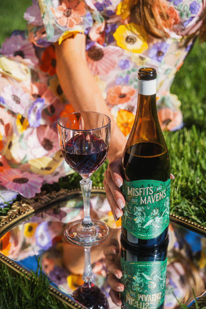 Misfits & Mavens Pinot Noir - Image 4