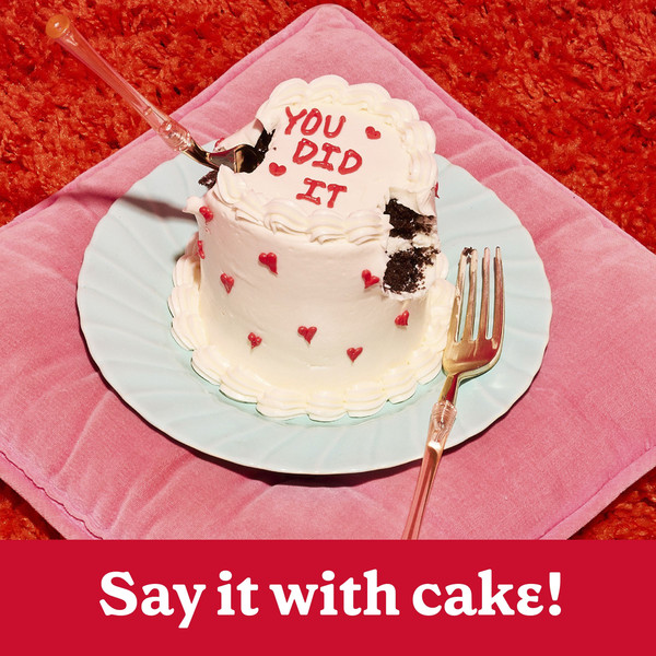Betty Crocker Delights Super Moist Triple Chocolate Fudge Cake Mix - Image 2