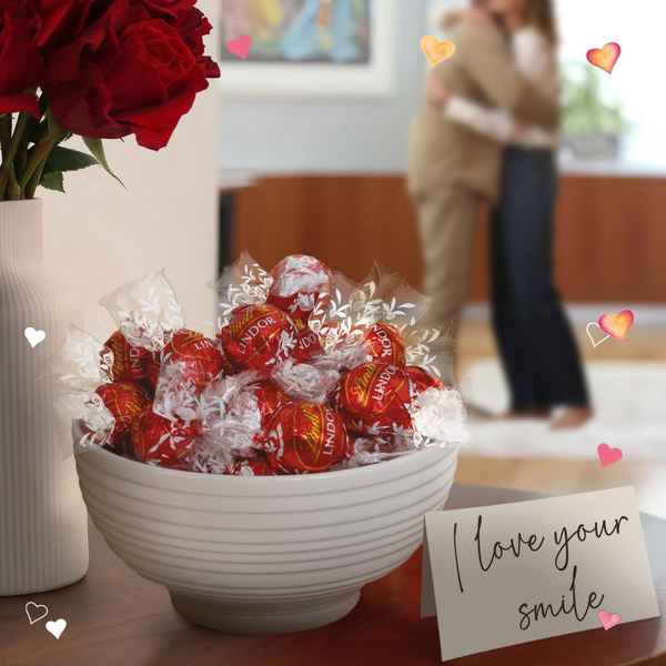 Lindt Lindor Valentine's Day Milk Chocolate Candy Truffles - Image 2