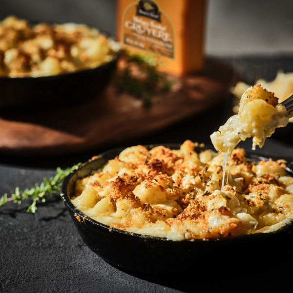 Boar's Head Hickory Smoked Gruyere Cheese - Image 5