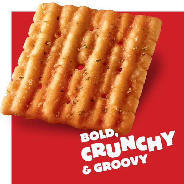 Cheez-It Grooves Bold Cheddar Cheese Crackers, Crunchy Snack Crackers, 9 oz - Image 3