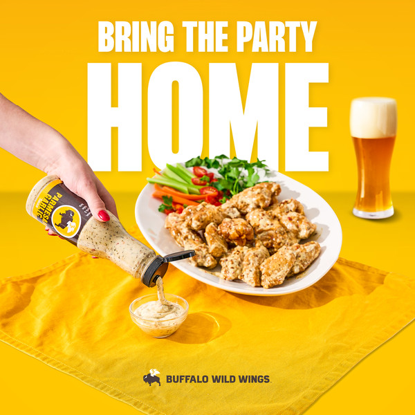 Buffalo Wild Wings Sauce, Parmesan Garlic - Image 5
