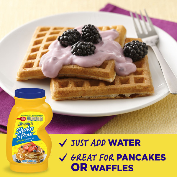 Betty Crocker Bisquick Shake 'n Pour Buttermilk Pancake Mix - Image 3