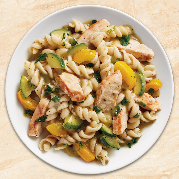 Healthy Choice Café Steamers Grilled Chicken Pesto With Vegetables, Frozen Meal - Image 4