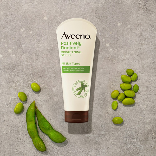 Aveeno Positively Radiant Brightening & Exfoliating Face Scrub - Image 7